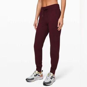 Lululemon Ready To Rulu Pant *Updated
Garnet